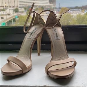 Steve Madden Nude Stecy Heels